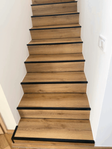 Laminált padló, parketta, aljzatkiegyenlítés, lépcső burkolás, szőnyegpadló